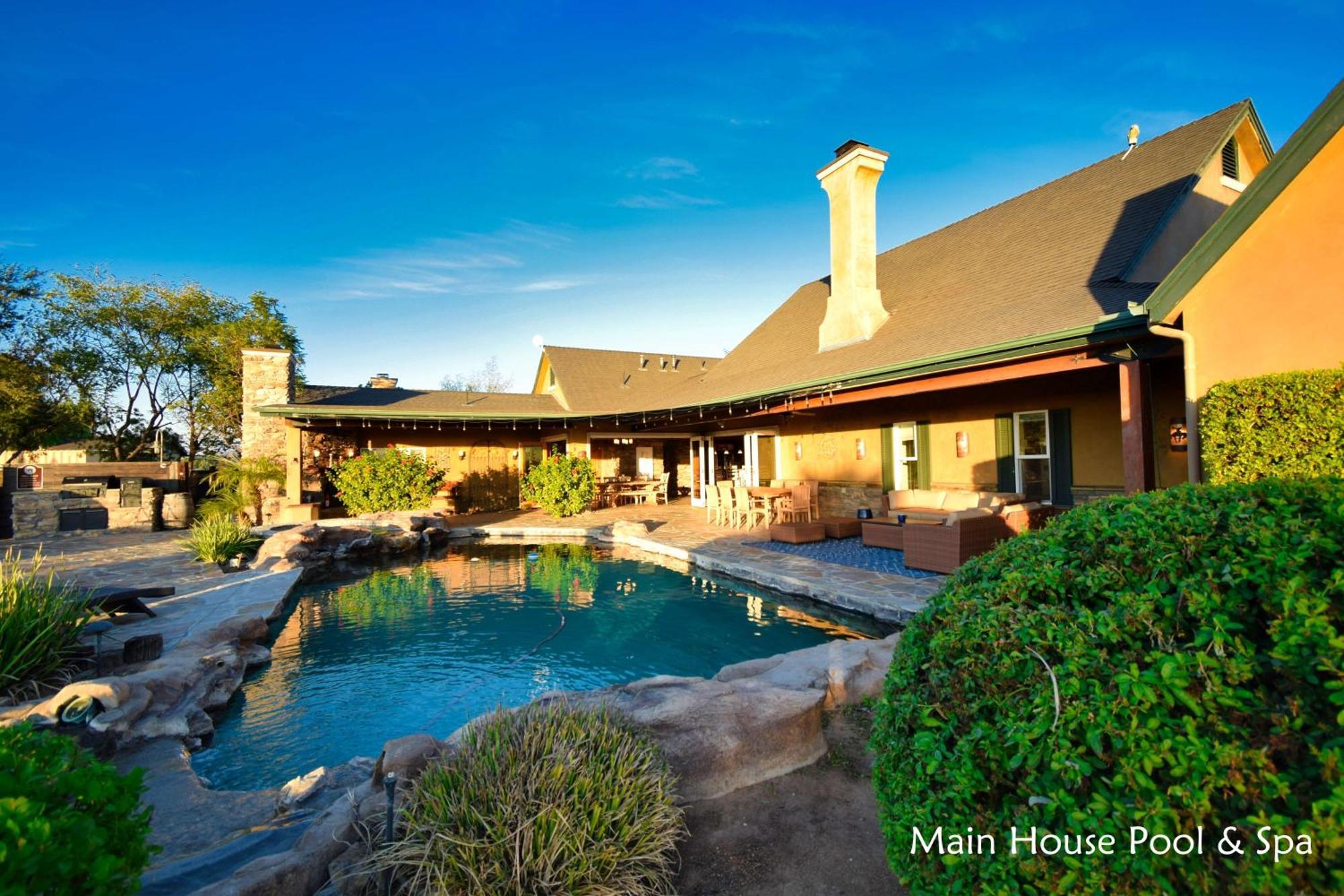 Peppertree Lane Ranch -- Seven-Acre Ranch In The Heart Of Wine Country Hotel Temecula Exterior photo